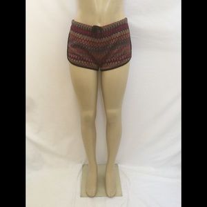 UO Ecoté Size Medium Multicolor Crochet Shorts